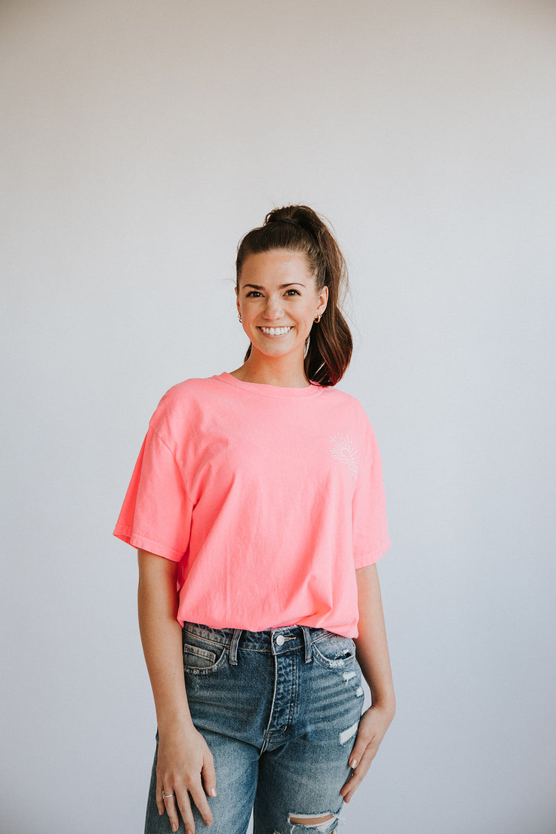 Oversized Graphic Tee-Neon Pink