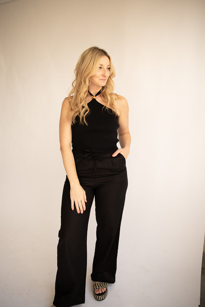 Halter Tank Top with Wooden bead-Black