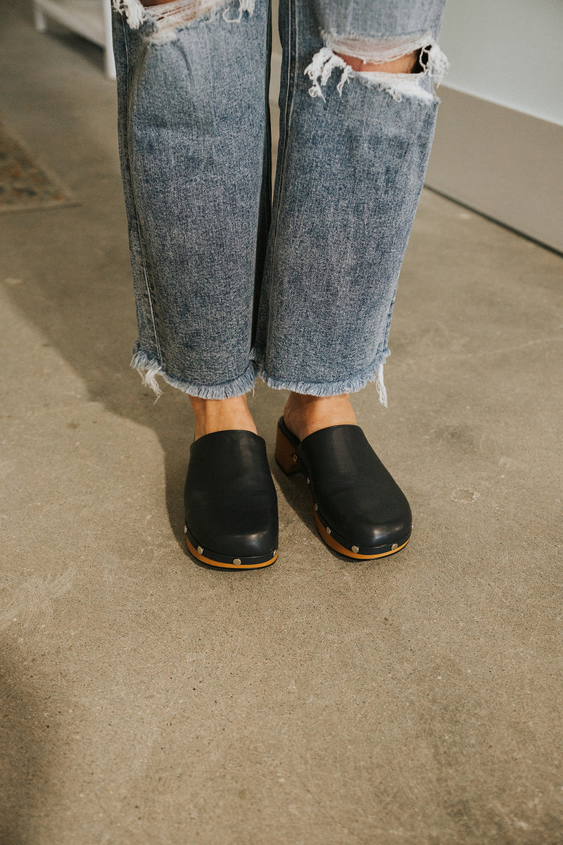 Studded Clog with Natural Heel-Navy