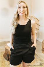 Scoop Neck Seamless Tank Top-Black