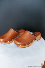 Studded Clog W/ Natural Heel -Cognac Brown