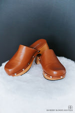 Studded Clog W/ Natural Heel -Cognac Brown