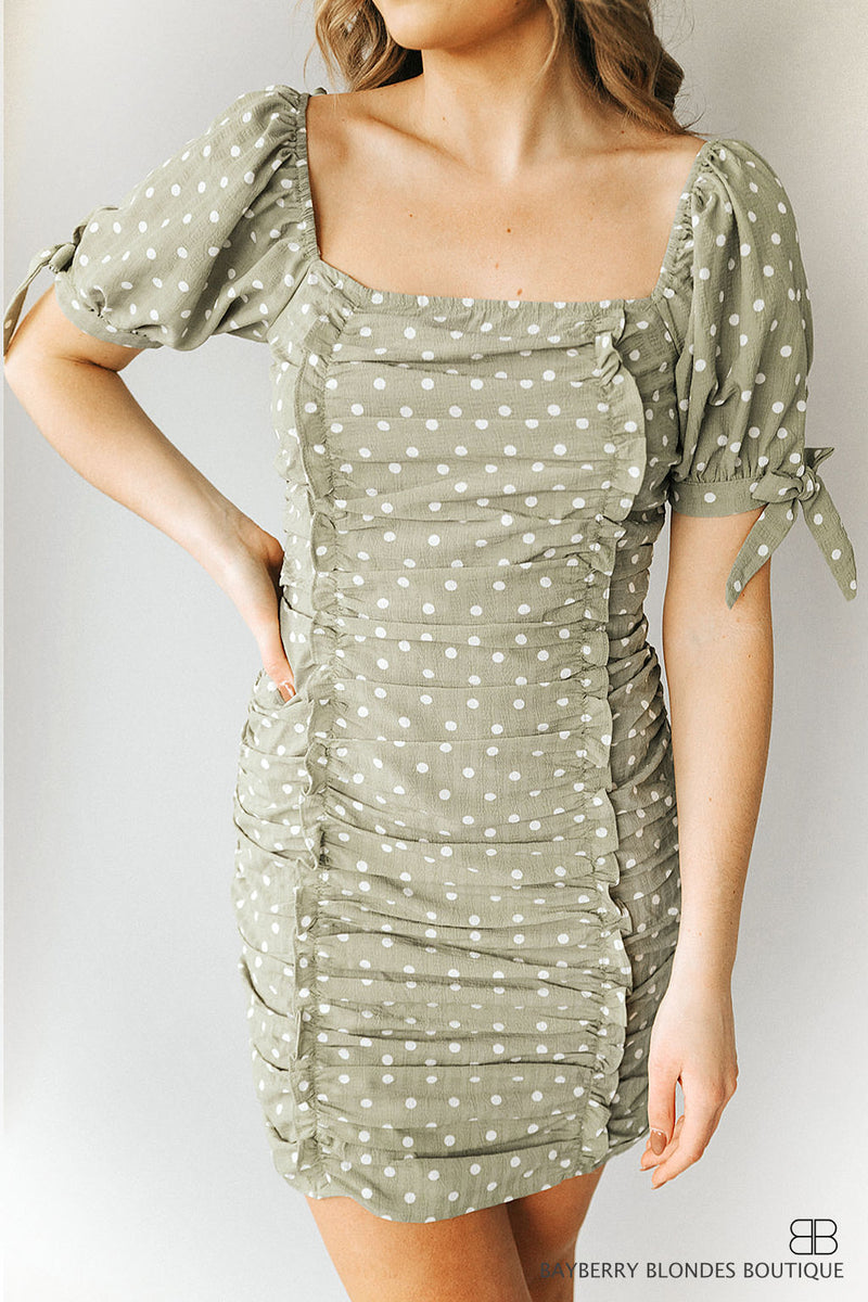 Cinch Square Neck Dress W/ Ruffles-Green and White